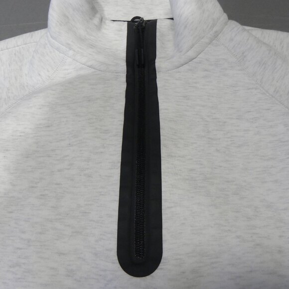Women's S Nike Sportswear Tech Fleece 1/4-Zip Top - Picture 7 of 10